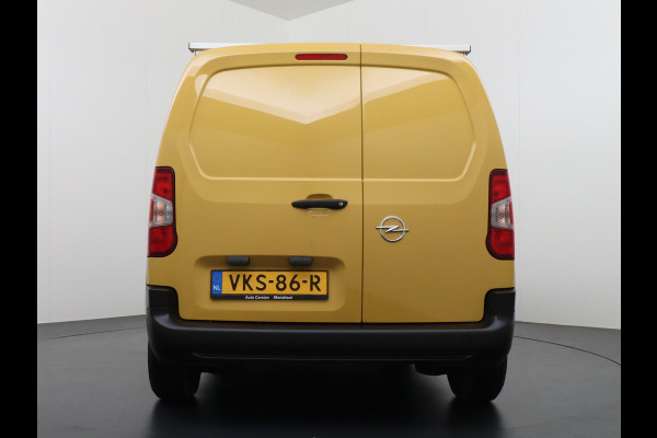 Opel Combo 1.5D L1H1 Edition 13x Op voorraad! 3-Pers. Multimedia-v.b. Geregelde-Airco Cruise Control Bluetooth Elektr.ramen Elektr.spiegels Schuifdeur Betonplex vloer Lat om Lat betimmering Super Nette Combo! 1230kg trekvermogen Super nette Combo!