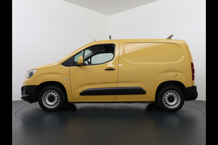 Opel Combo 1.5D L1H1 Edition 13x Op voorraad! 3-Pers. Multimedia-v.b. Geregelde-Airco Cruise Control Bluetooth Elektr.ramen Elektr.spiegels Schuifdeur Betonplex vloer Lat om Lat betimmering Super Nette Combo! 1230kg trekvermogen Super nette Combo!