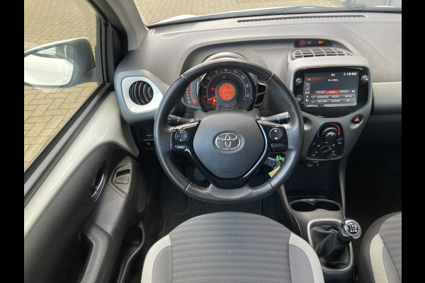 Toyota Aygo 1.0 VVT-i X-Play 5-drs. NAVI/CAMERA/CARPLAY/LIMITER/AIRCO