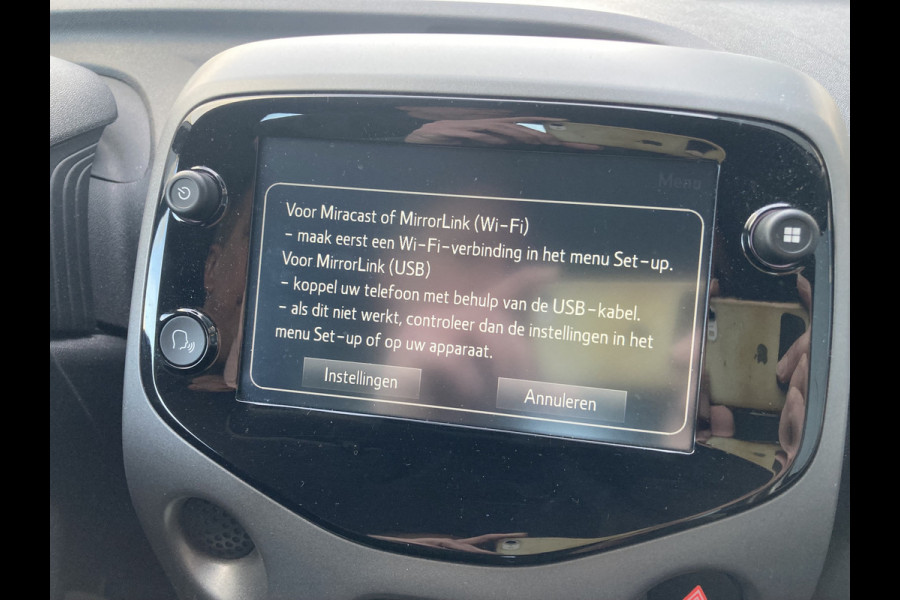 Toyota Aygo 1.0 VVT-i X-Play 5-drs. NAVI/CAMERA/CARPLAY/LIMITER/AIRCO