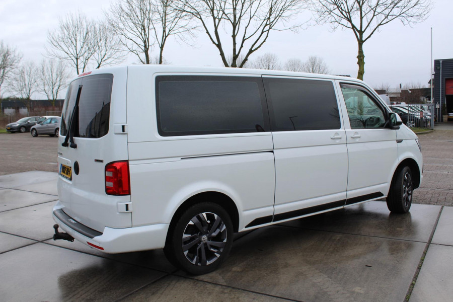 Volkswagen Transporter 2.0 TDI L2H1 4Motion Highline AUTOMAAT 4X4 1E EIG.TREKHAAK AIRCO NAVI APPLE MEDIA