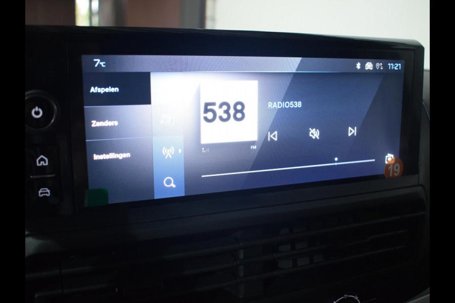 Peugeot Expert L2 120PK | CAMERA + SENSOREN | CARPLAY | NAVIGATIE | DIRECT LEVERBAAR !