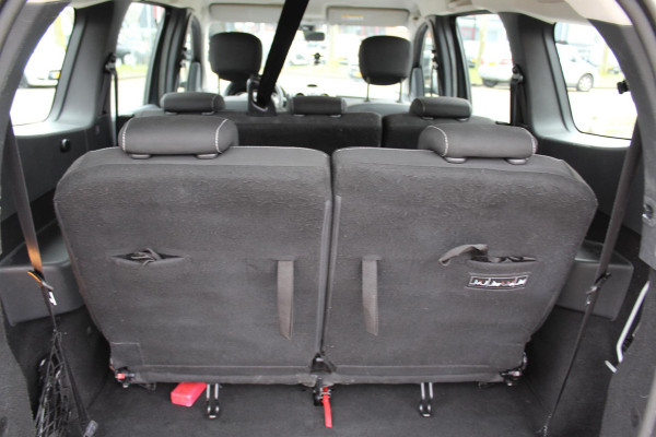 Dacia Lodgy 1.2 TCe Série Limitée Stepway 7p.nap,,multimedia clima camera verwarmbare stoelen