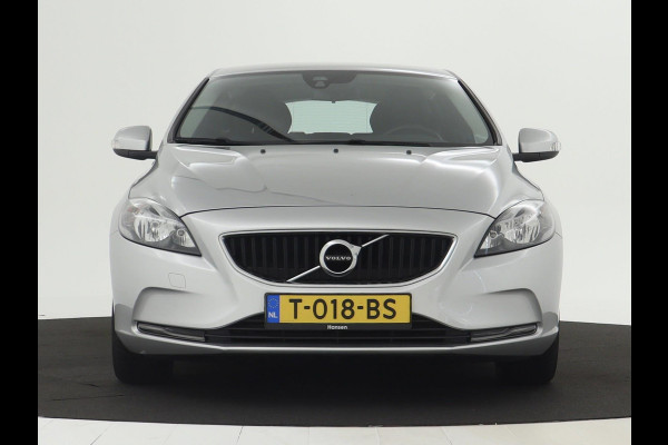 Volvo V40 2.0 T2 Momentum NAVI | Bluetooth | Dealer onderhouden