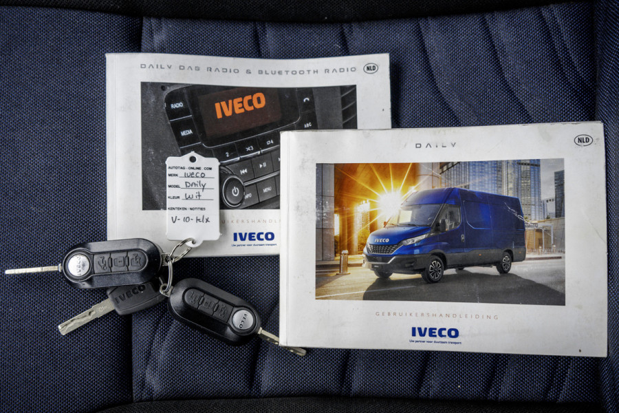 Iveco Daily 35S14V 2.3 L2H2 | Automaat | Euro 6 | Cruise | Climate | 3500 KG Trekgewicht | Trekhaak