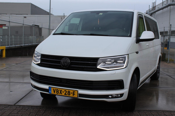 Volkswagen Transporter 2.0 TDI L2H1 4Motion Highline AUTOMAAT 4X4 1E EIG.TREKHAAK AIRCO NAVI APPLE MEDIA