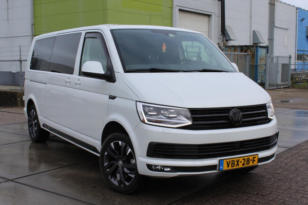 Volkswagen Transporter 2.0 TDI L2H1 4Motion Highline AUTOMAAT 4X4 1E EIG.TREKHAAK AIRCO NAVI APPLE MEDIA