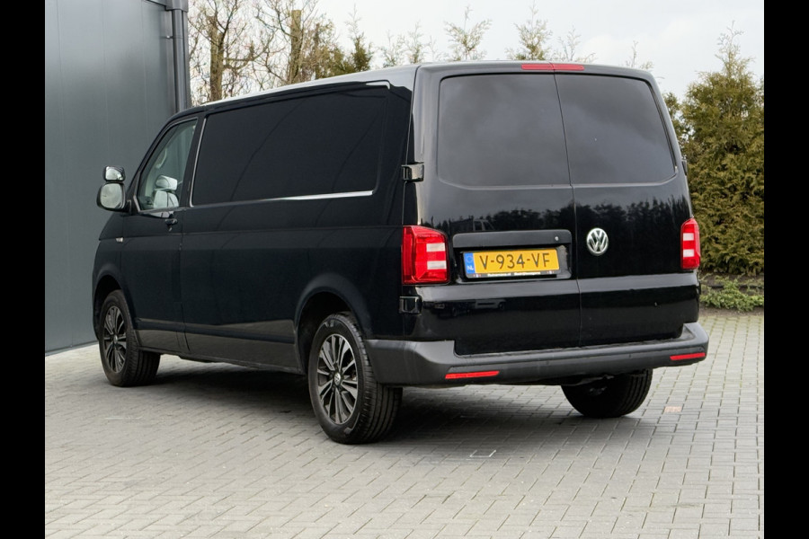 Volkswagen Transporter 2.0 TDI / L2H1 / 1e EIGENAAR / AIRCO / CRUISE / NAVI / APPLE CARPLAY / PDC