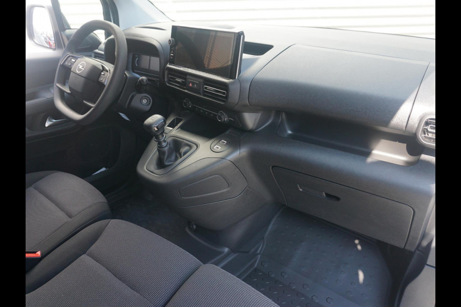 Opel Combo L1 102 Pk. | 3 zitplaatsen | Apple Carplay | betimmering | rijklaarprijs