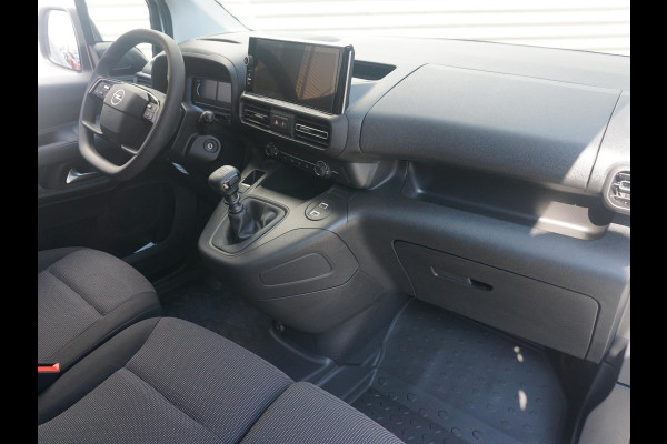 Opel Combo L1 102 Pk. | 3 zitplaatsen | Apple Carplay | betimmering | rijklaarprijs