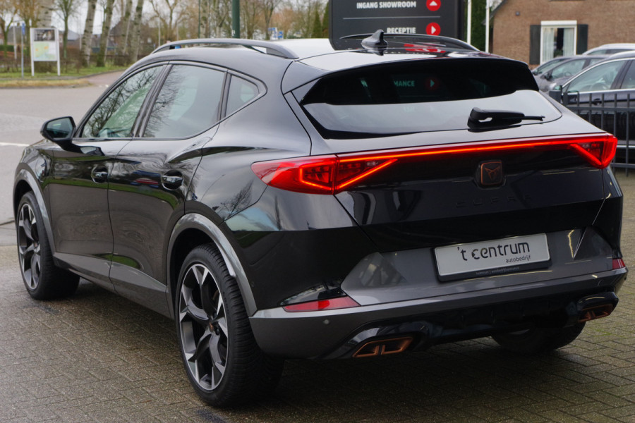 CUPRA Formentor 1.4 e-Hybrid VZ 245 PK Performance PHEV, Kuipstoelen, Camera, Carplay, Adap. Cruise Control