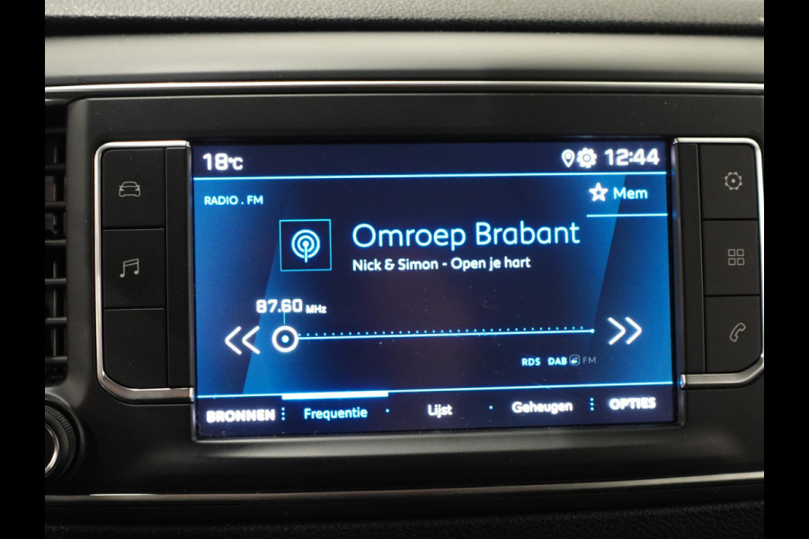 Peugeot Expert 2.0 180PK Long L3 Premium Dubbele Cabine Automaat Airco Cruise control Bluetooth Navigatie Carplay Trekhaak