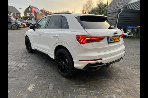 Audi Q3 45 TFSI e S edition | Plug-in Hybride | S-Line | Camera | Cruise Control | Black optiek |