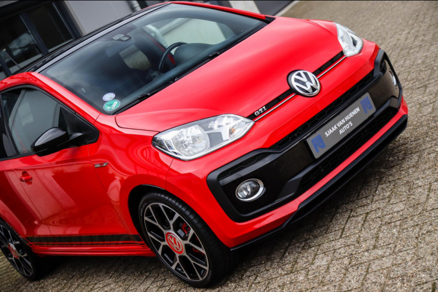 Volkswagen up! 1.0 TSI GTI 116pk|1e|Origineel NL|DLR|NAP|NAVI|Camera|Clima|Stoelverwarming|Beats Audio|DAB+|Bluetooth|Black|17inch