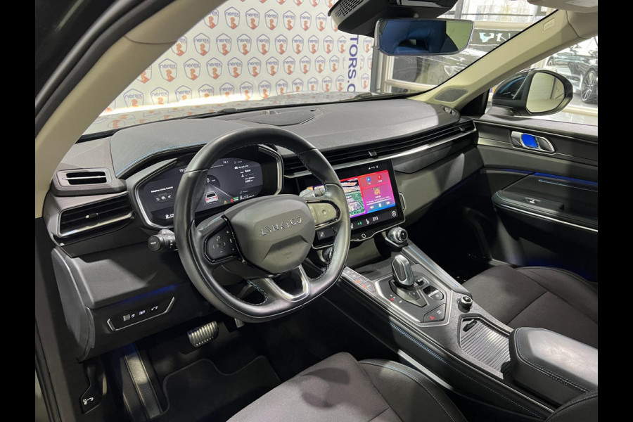 Lynk & Co 01 1.5 PANO/CAMERA/AUTO-PILOT/MEMORY/APPLE-CARPLAY