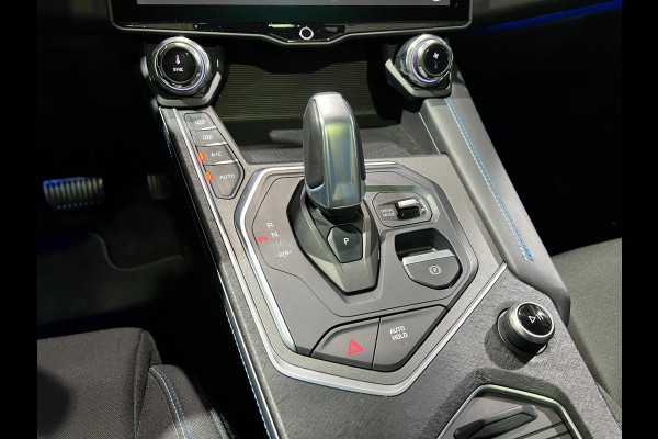 Lynk & Co 01 1.5 PANO/CAMERA/AUTO-PILOT/MEMORY/APPLE-CARPLAY