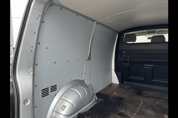 Volkswagen Transporter 2.0 TDI L1H1 Trendl. TREKHAAK! CAMERA! BLUETOOTH!