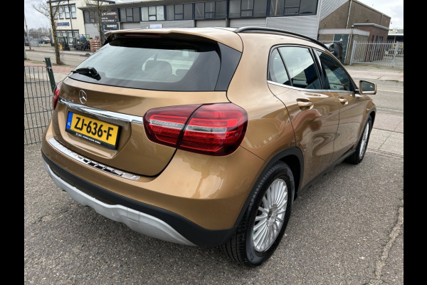 Mercedes-Benz GLA 180 d Business