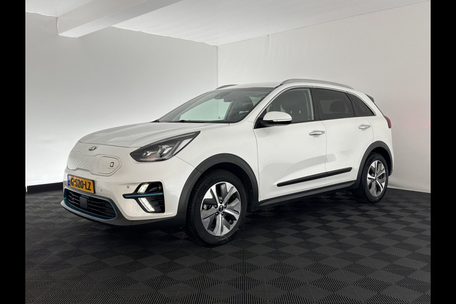 Kia e-Niro ExecutiveLine 64 kWh (INCL.BTW) Aut. *FULL-LEATHER | JBL-AUDIO | FULL-LED | NAVI-FULLMAP | DAB | ADAPT.CRUISE | CAMERA | MEMORY-PACK | LANE-ASSIST | KEYLESS | DIGI-COCKPIT | SHIFT-PADDLES | COMFORT-SEATS | 17"ALU