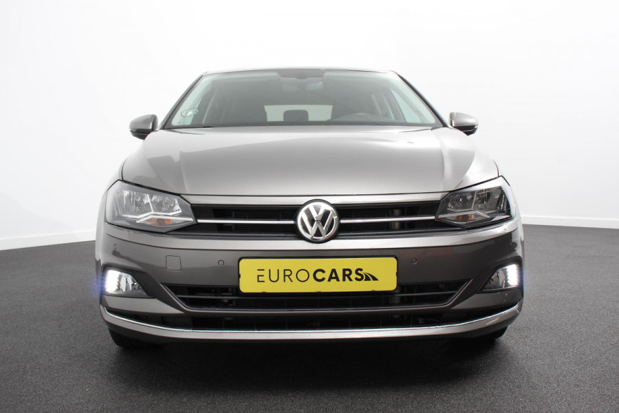 Volkswagen Polo 1.0 TSI 116 pk DSG Highline | Navigatie | Apple Carplay/Android Auto | Adaptive cruise control | Parkeersensoren | Verwarmde voorstoelen | Afneembare trekhaak | Privacy glas