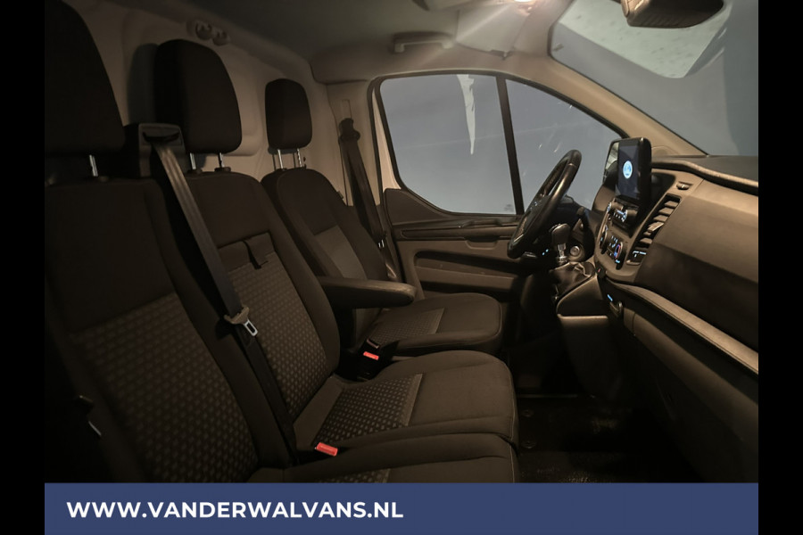 Ford Transit Custom 2.0 TDCI L2H1 Euro6 Airco | Camera | Navigatie | Cruisecontrol | LED | Stoelverwarming Verwarmde voorruit, Parkeersensoren, Bijrijdersbank, 2800kg trekvermogen