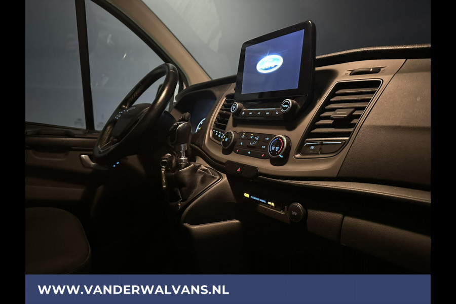 Ford Transit Custom 2.0 TDCI L2H1 Euro6 Airco | Camera | Navigatie | Cruisecontrol | LED | Stoelverwarming Verwarmde voorruit, Parkeersensoren, Bijrijdersbank, 2800kg trekvermogen