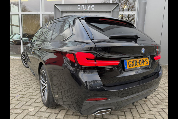 BMW 5 Serie Touring 530e High Executive M-Sport |Pano|Leer|Carplay|El.Trekhaak|