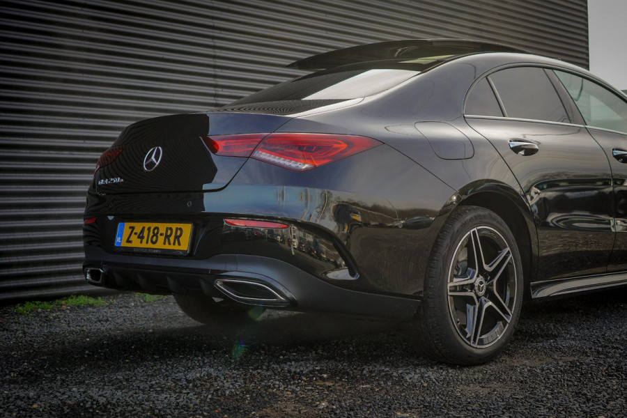 Mercedes-Benz CLA-Klasse 250 e AMG Line Night / Pano / Sfeerverlichting