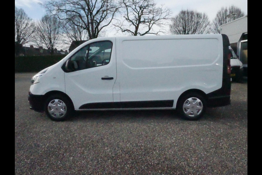 Renault Trafic 2.0 dCi 120PK, L1H1, Airco