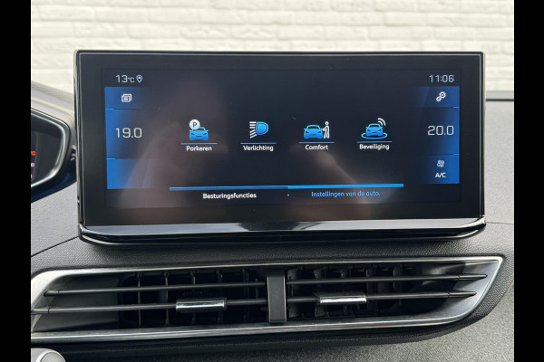 Peugeot 3008 1.2 PureTech Blue Lease Premium Trekhaak Digitaal Dashboard Led 360 Camera Carplay