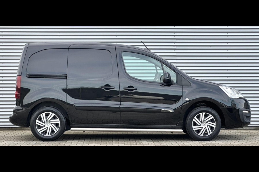 Citroën Berlingo 1.6 BlueHDI 75 Dark editon NR 35/99 Limited editon