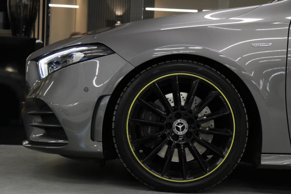 Mercedes-Benz A-Klasse 250 AMG Edition 1 /PANO/360CAM/BLINDS/STOELV/BOMVOL