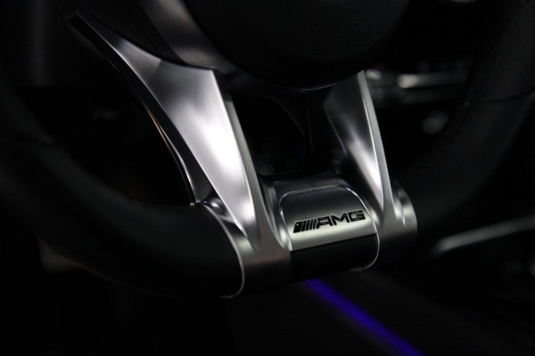 Mercedes-Benz A-Klasse 250 AMG Edition 1 /PANO/360CAM/BLINDS/STOELV/BOMVOL