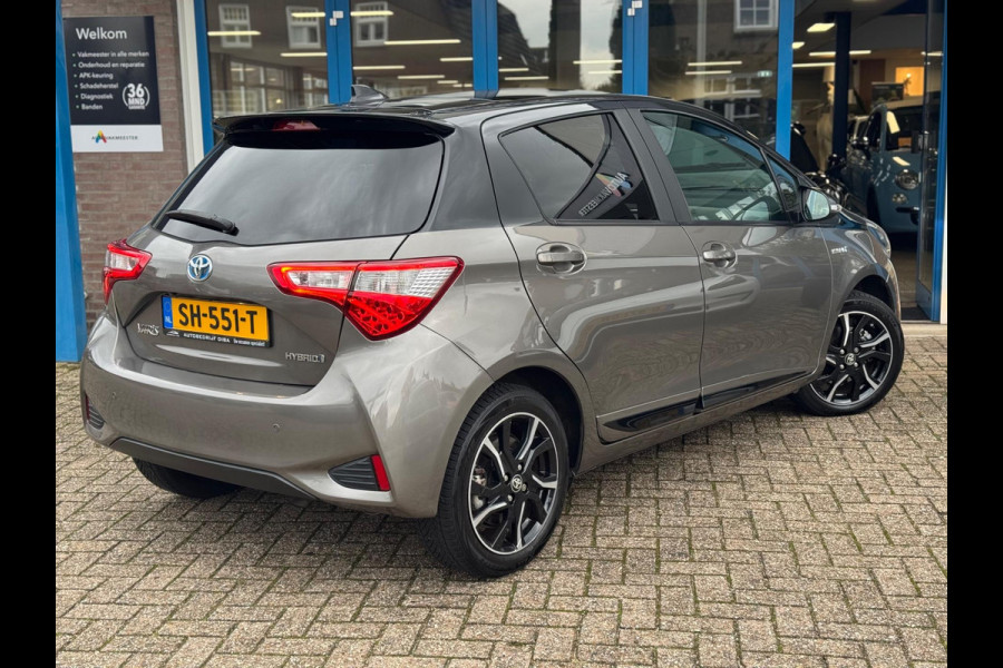 Toyota Yaris 1.5 Hybrid Bi-Tone Plus 2018 AUT NAVI CLIMA NAP