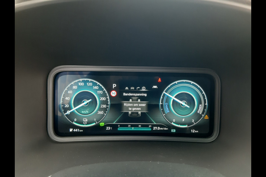 Hyundai Kona EV Business 64 kWh | Navigatie | HUD | stoelverwarming voor | PDC voor |