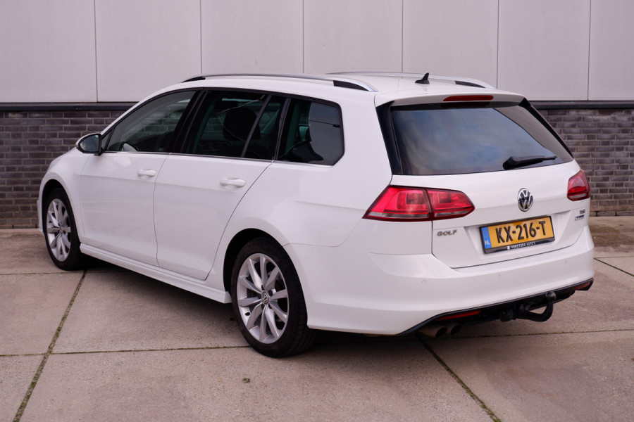 Volkswagen GOLF Variant 1.4 TSI Connected Series R-Line | Trekhaak | Navi | Camera | PDC | Carplay | Cruise