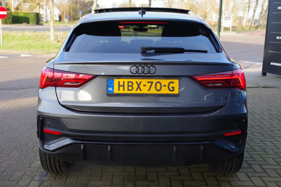 Audi Q3 Sportback 45 TFSI e 245 PK S-Line Edition PHEV, Panoramadak, B&O Sound, Sfeerverlichting, 360 Camera, Adap. Cruise Control