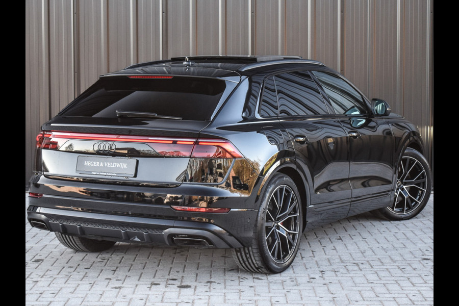 Audi Q8 55TFSI e QUATTRO PRO LINE S COMPETITION | S-SEATS | PANORAMADAK | 4 WIEL BESTURING | B&O SOUND | HEAD-UP | LUCHTVERING | DAB+ |