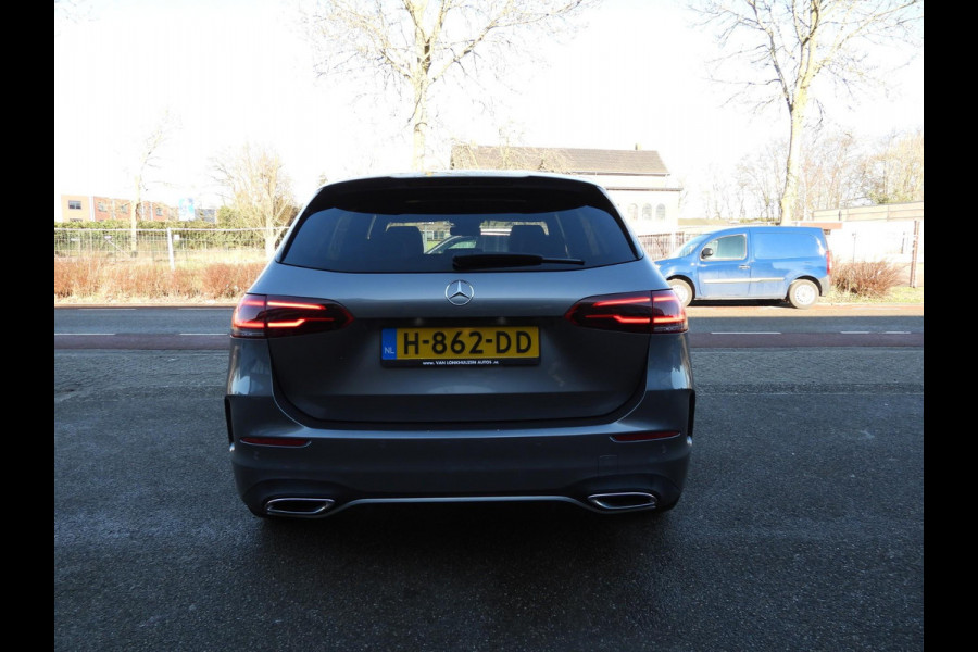 Mercedes-Benz B-Klasse B180 Aut. AMG NAVI/SCHUIFDAK/LED/TREKHAAK/18"LMV!