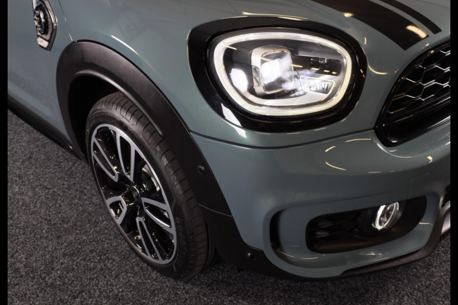 MINI Countryman 2.0 Cooper S E ALL4 MINI Yours / Acc / Head Up / Leder / Ecc / Open Panoramadak / Camera / Led / Pdc / 18 Inc