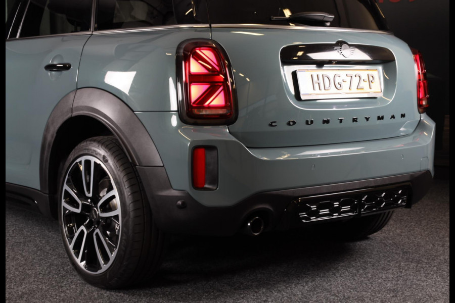 MINI Countryman 2.0 Cooper S E ALL4 MINI Yours / Acc / Head Up / Leder / Ecc / Open Panoramadak / Camera / Led / Pdc / 18 Inc