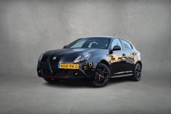 Alfa Romeo Giulietta 1.4 Turbo Sport | Apple CarPlay | Alcantara | Stoelverw. | 18'' LM