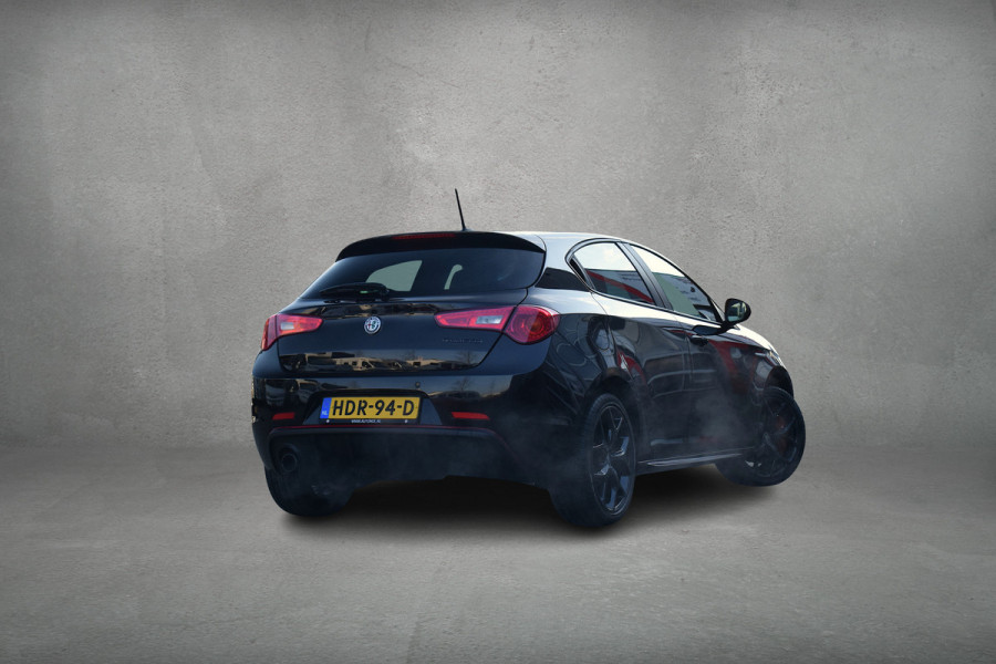 Alfa Romeo Giulietta 1.4 Turbo Sport | Apple CarPlay | Alcantara | Stoelverw. | 18'' LM