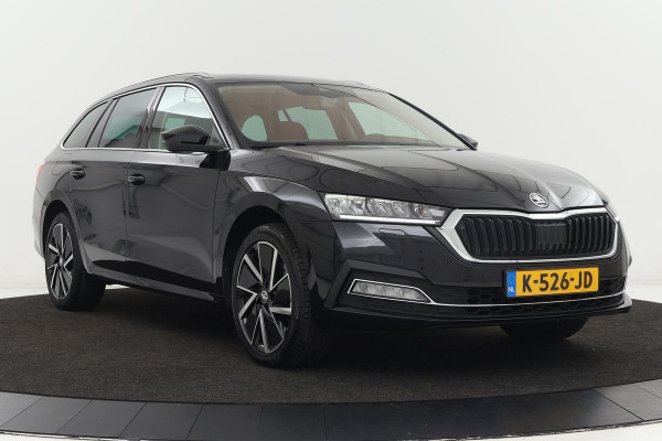 Škoda Octavia 1.4 TSI iV Business Edition Plus | Trekhaak | Stoelverwarming | Adaptive cruise | Camera | Carplay | Sfeerverlichting | Keyless | Full LED | PHEV