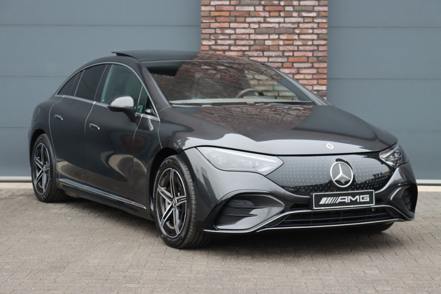 Mercedes-Benz EQE 350 AMG Line 89 kWh | Achterasbesturing | Distronic+ | Burmester | Panoramadak | Digital Light | Warmtepomp | Memory | Keyless Go | Surround Camera | HUD |