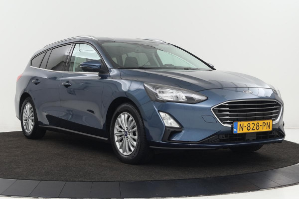 Ford Focus 1.0 EcoBoost Titanium X | Trekhaak | Camera | Full LED | Carplay | Navigatie | Keyless | Climate control | Cruise control