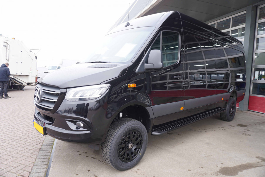 Mercedes-Benz Sprinter 319 CDI 191PK L3H2 4x4 Automaat Nr. V111 | Climate | Adap.Cruise | Navigatie | Camera 18"LM Velgen