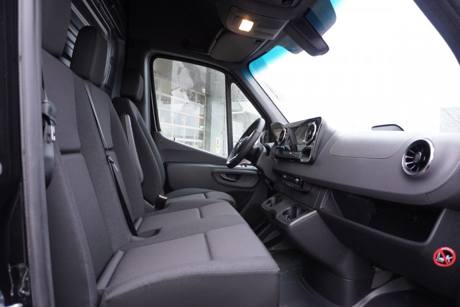 Mercedes-Benz Sprinter 319 CDI 191PK L3H2 4x4 Automaat Nr. V111 | Climate | Adap.Cruise | Navigatie | Camera 18"LM Velgen