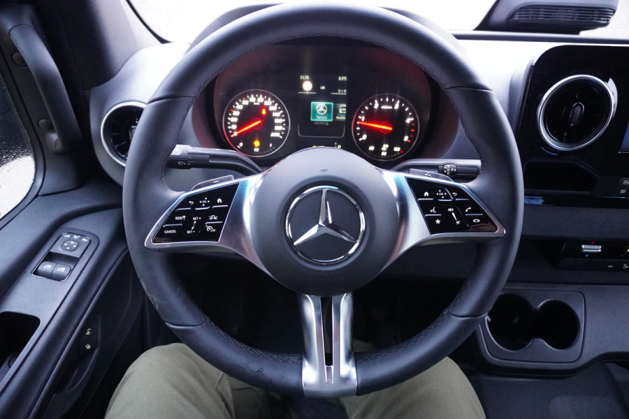 Mercedes-Benz Sprinter 319 CDI 191PK L3H2 4x4 Automaat Nr. V111 | Climate | Adap.Cruise | Navigatie | Camera 18"LM Velgen
