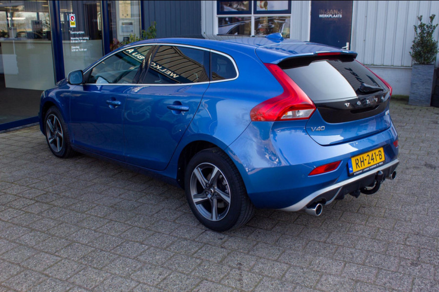 Volvo V40 2.0 D3 Business Sport | Prijs incl. 12 mnd garantie | 16"LMV Navi Camera Bluetooth Stoelverwarming Trekhaak